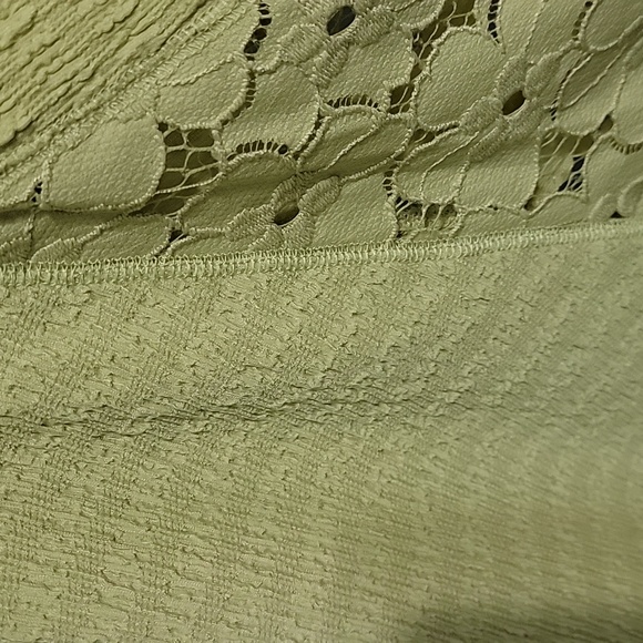 NWT DAVI & DANI Light Yellow Lace Sleeve Blouse Women Size 3XL - Picture 5 of 8